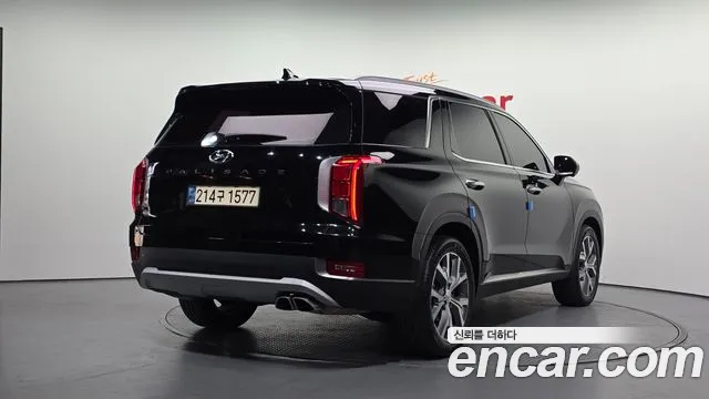 Hyundai Palisade Palisade Дизель 2.2 2WD — Фото автомобиля 2