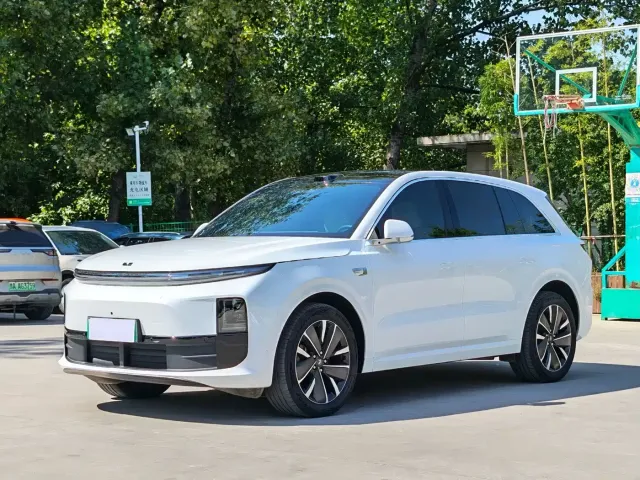 Фотография автомобиля — Li Auto L6
