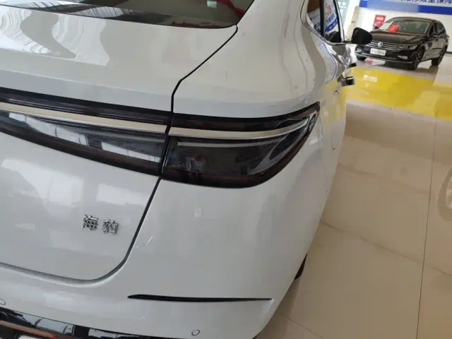 BYD Seal — Фото автомобиля 7