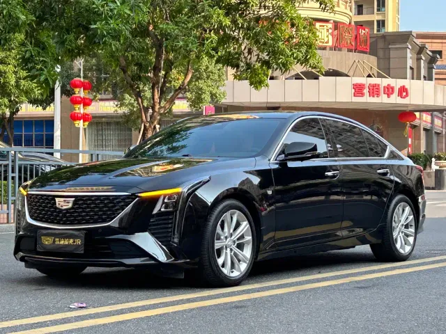 Фотография автомобиля — Cadillac CT5