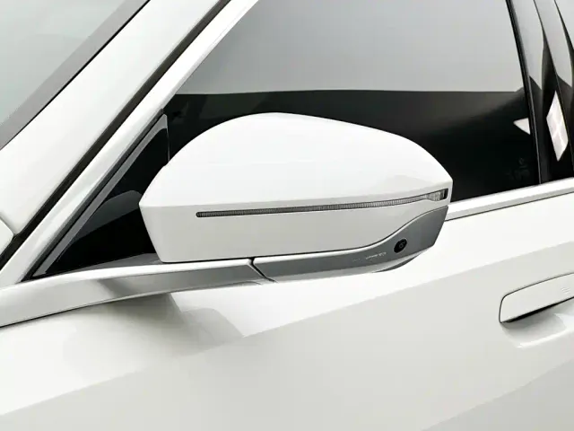 BMW 5 Series — Фото автомобиля 29