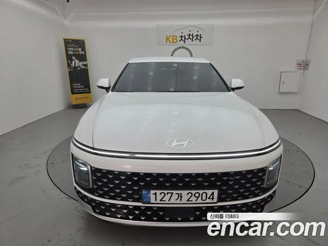 Hyundai Grandeur GN7 — Фото автомобиля 3