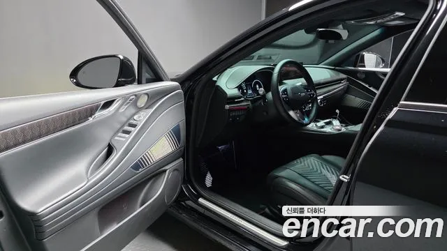 Genesis G80 Бензин 3.5 турбо AWD — Фото автомобиля 10