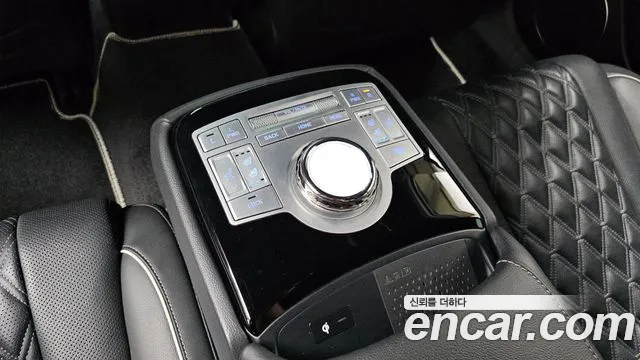 Genesis G80 Бензин 3.5 турбо AWD — Фото автомобиля 17