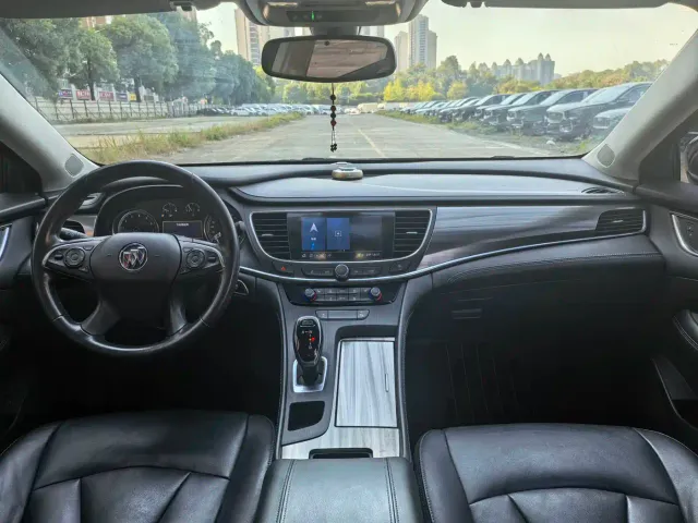 Buick LaCrosse — Фото автомобиля 8