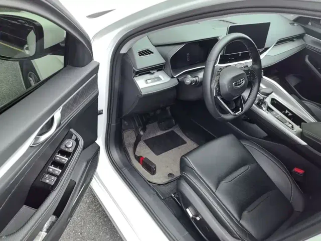 Geely Xingrui — Фото автомобиля 15