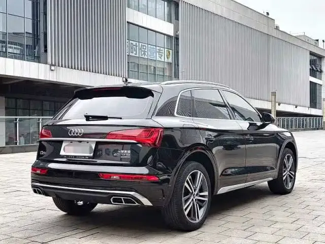 Audi Q5L — Фото автомобиля 15