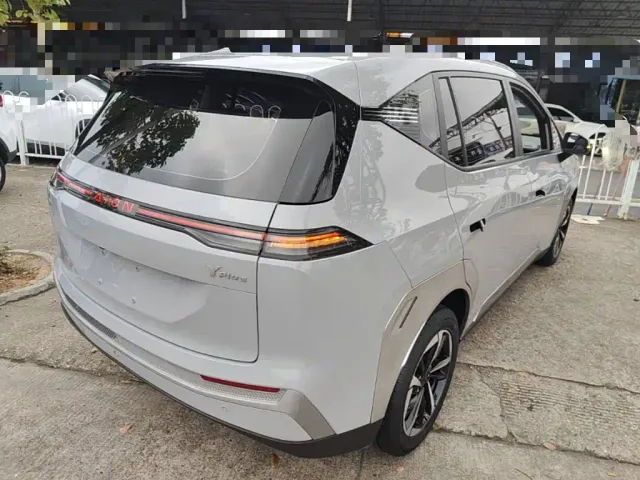 GAC Aion Y — Фото автомобиля 4
