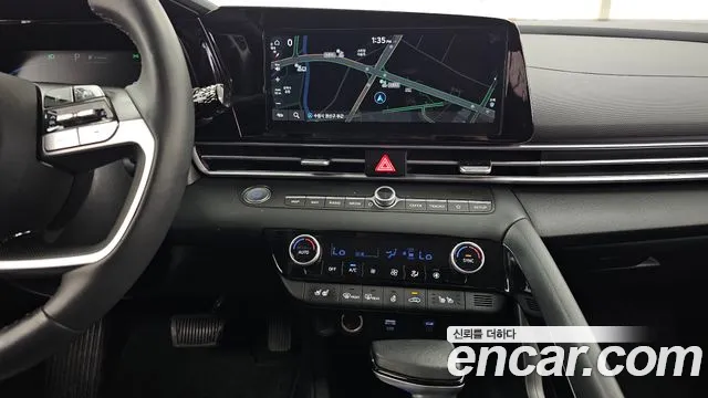 Hyundai AVANTE Новый Avante (CN7) — Фото автомобиля 16