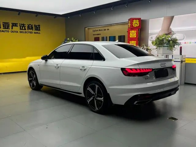 Audi A4L — Фото автомобиля 7