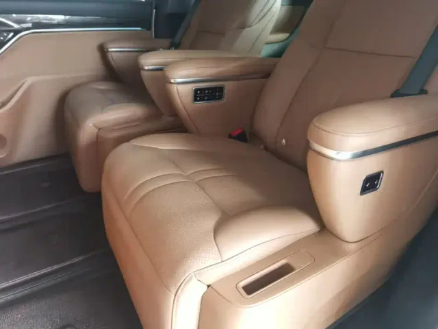 Maxus Dajia 9 — Фото автомобиля 16