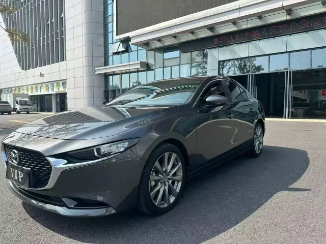 Фотография автомобиля — Mazda Axela
