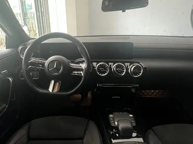 Mercedes-Benz A-Class — Фото автомобиля 10
