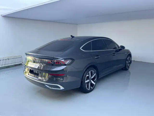 Volkswagen Lamando — Фото автомобиля 6