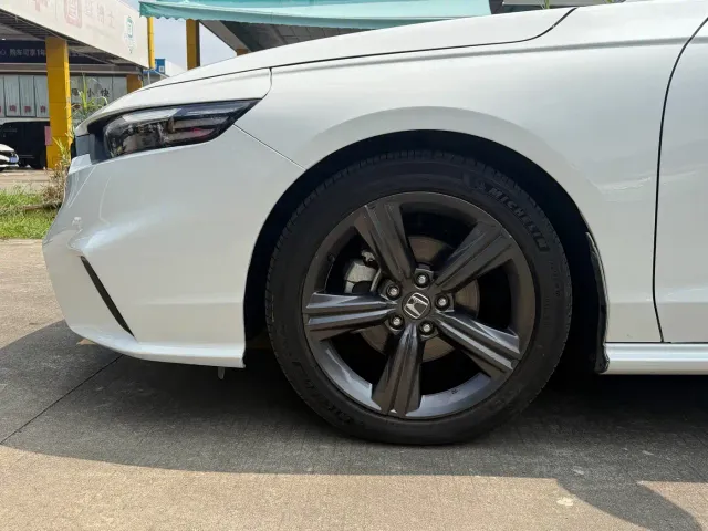 Honda Inspire — Фото автомобиля 4