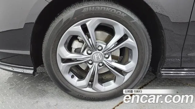 Honda Accord 1.5 Turbo — Фото автомобиля 5