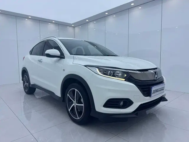 Honda Vezel — Фото автомобиля 3