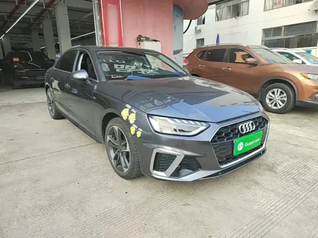 Audi A4L — Фото автомобиля 3
