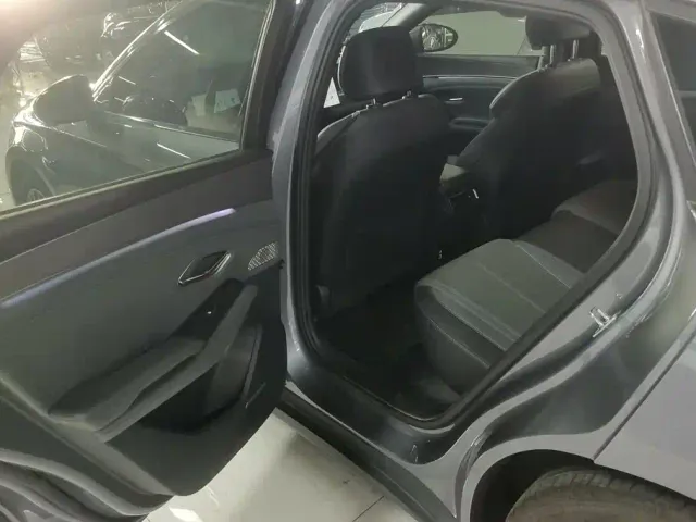 BYD Qin L — Фото автомобиля 11