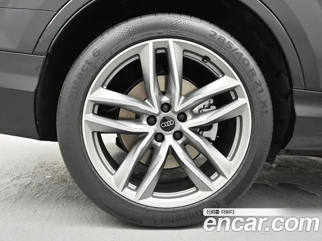 Audi Q7 55 TFSI quattro Premium — Фото автомобиля 5