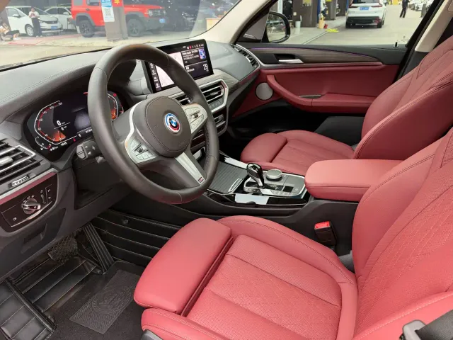 BMW X3 — Фото автомобиля 4