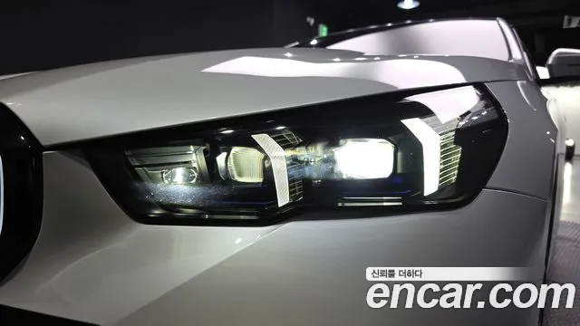 BMW 5-Series — Фото автомобиля 19