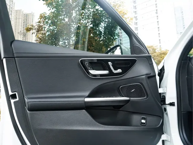Mercedes-Benz C-Class — Фото автомобиля 21