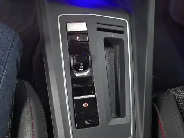 Volkswagen Golf GTI — Фото автомобиля 16