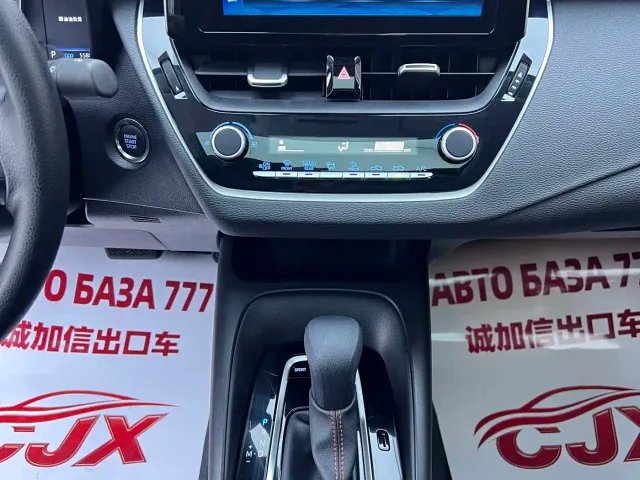 Toyota Corolla — Фото автомобиля 11