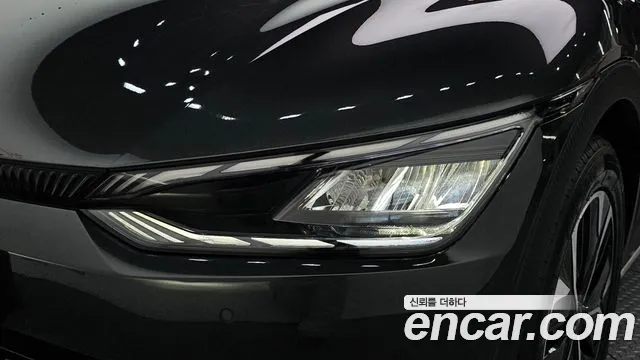 Kia EV6 — Фото автомобиля 22