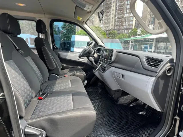 Maxus Xintu V80 — Фото автомобиля 9