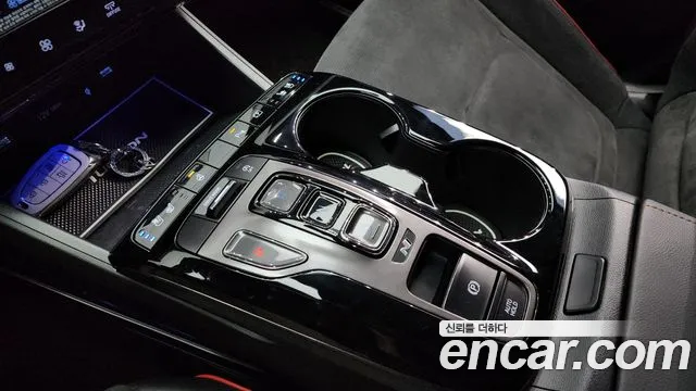 Hyundai Tucson Tucson (NX4) Бензин 1.6 турбо 2WD — Фото автомобиля 9