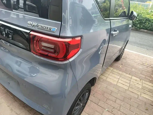 Wuling Hongguang Mini EV — Фото автомобиля 7