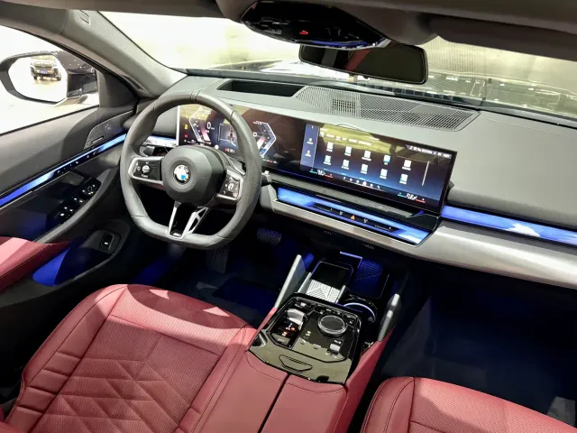 BMW 5 Series — Фото автомобиля 8