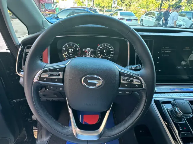 GAC Trumpchi M8 — Фото автомобиля 24