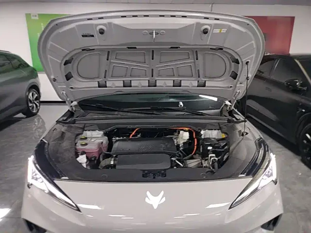 Arcfox Alpha T5 — Фото автомобиля 19