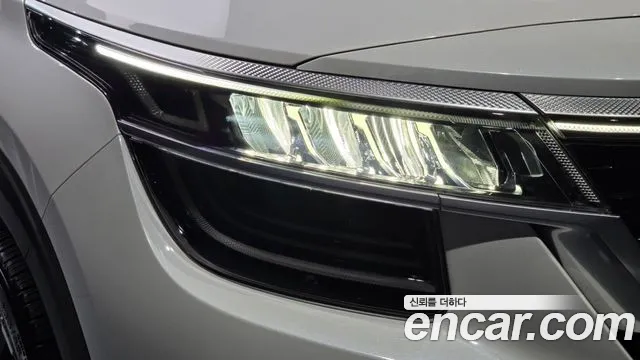 Kia Seltos — Фото автомобиля 22