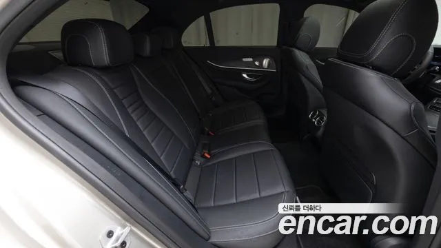 Mercedes-Benz E-Class W213 — Фото автомобиля 13