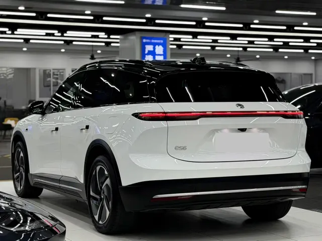 Nio ES6 — Фото автомобиля 4