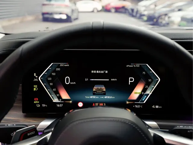BMW i7 — Фото автомобиля 9