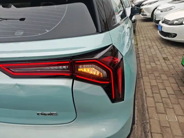 Geely Geometry E Firefly — Фото автомобиля 7