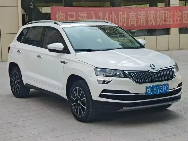 Фотография автомобиля — Skoda Karoq