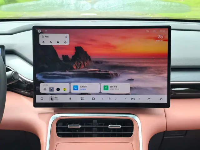 Geely Galaxy L6 — Фото автомобиля 14