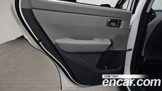 Kia Seltos Seltos 2 поколение Бензин 1.6T 2WD — Фото автомобиля 5