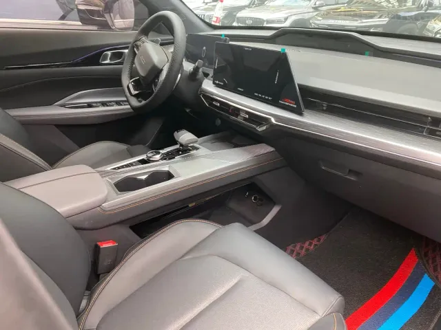 Changan Z6 — Фото автомобиля 14