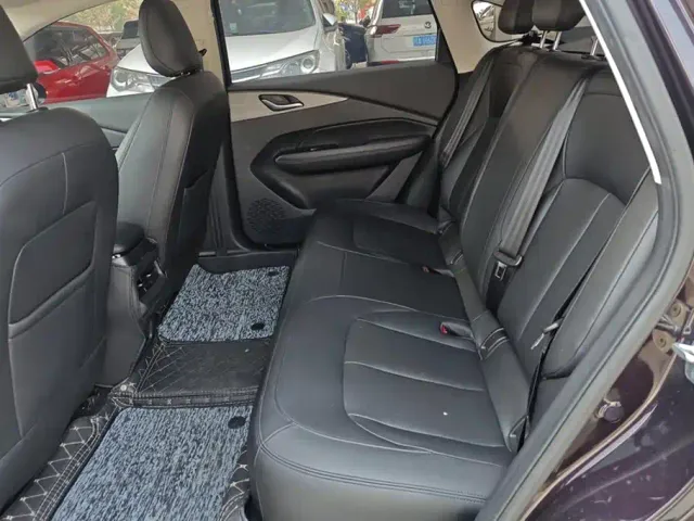 Wuling Starlight — Фото автомобиля 11