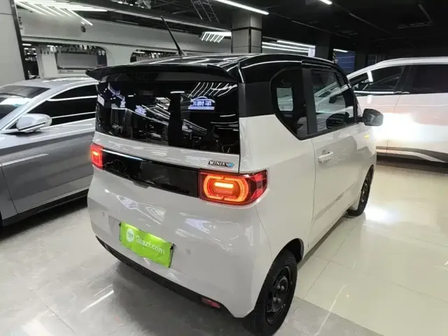 Wuling Hongguang Mini EV — Фото автомобиля 4