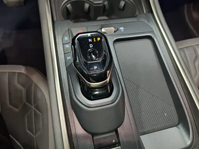Ford Edge — Фото автомобиля 13