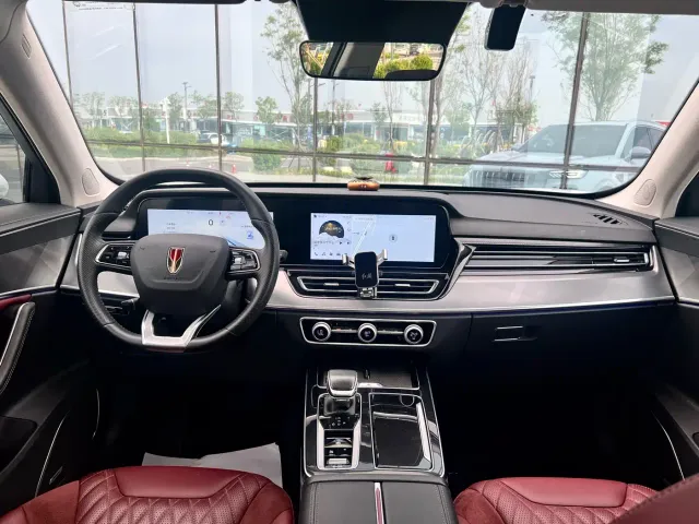 Hongqi HS5 — Фото автомобиля 9