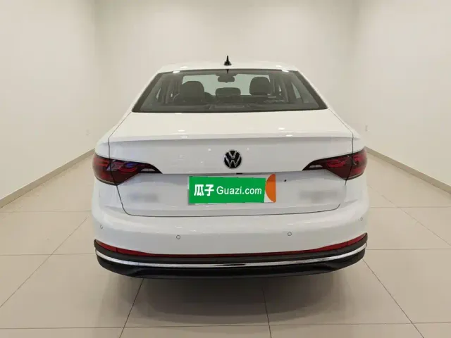 Volkswagen Sagitar — Фото автомобиля 5